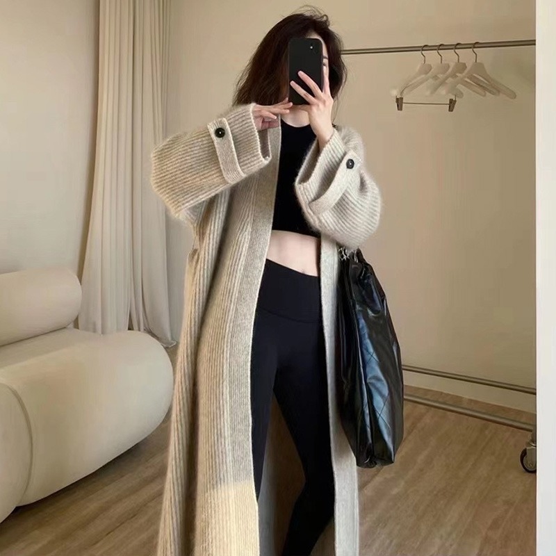 Women's Winter Fashion V-Neck  - Women Fashion Over 50 ulasan dan harga